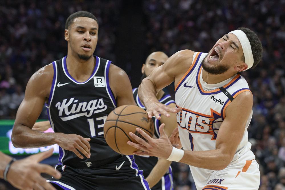 同时继续在 同时继续在